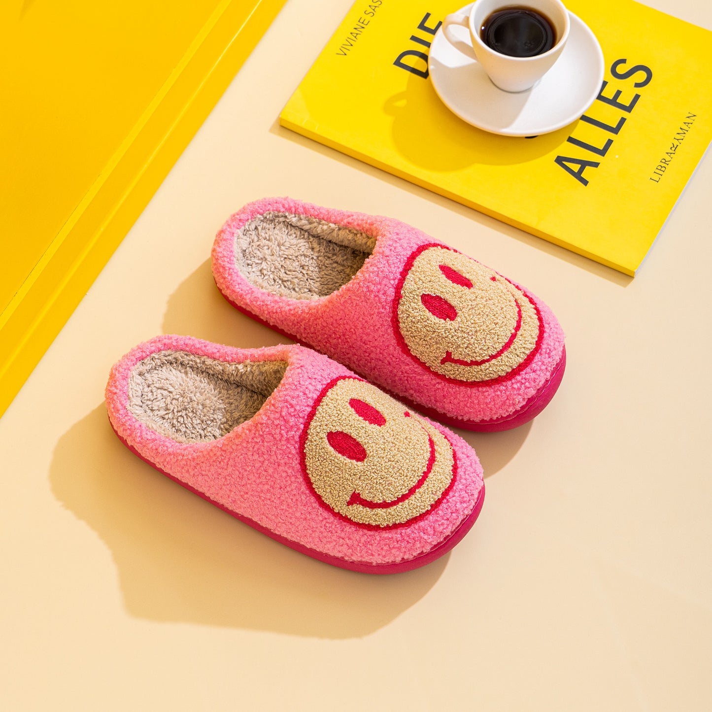 Melody Smiley Face Slippers in Pink